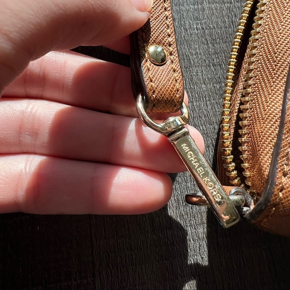 Michael Kors Wristlet - Picture 4 of 4